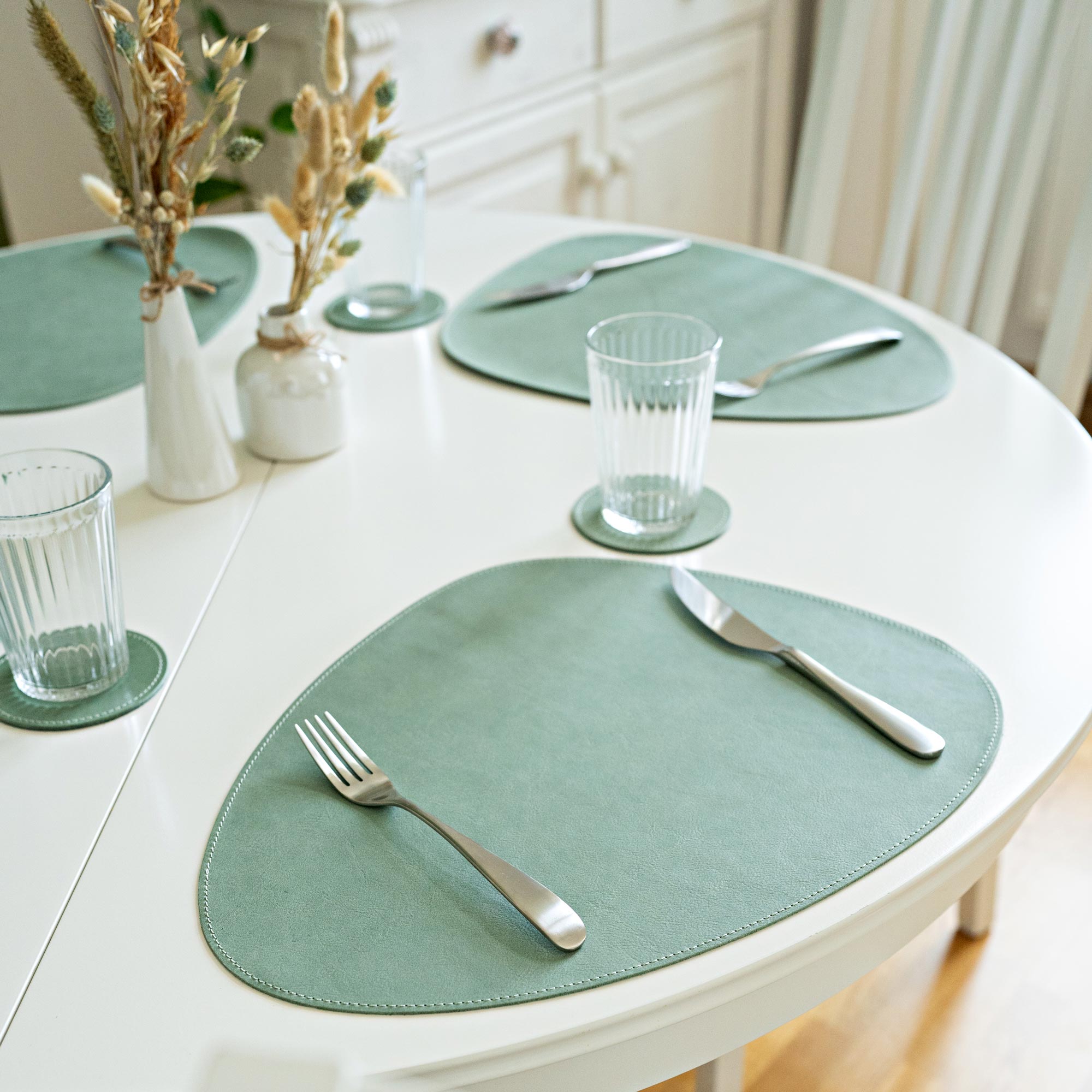 Genuine leather placemat "Organic"