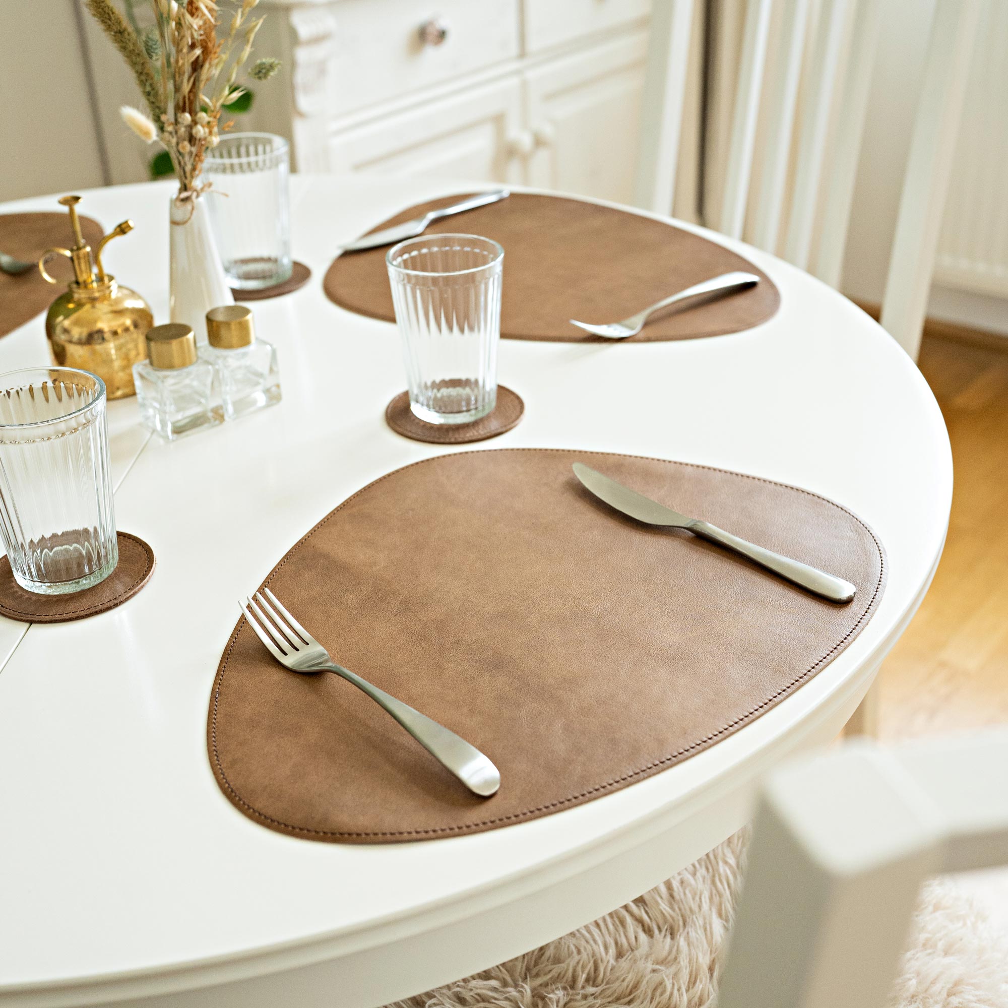 Genuine leather placemat "Organic"