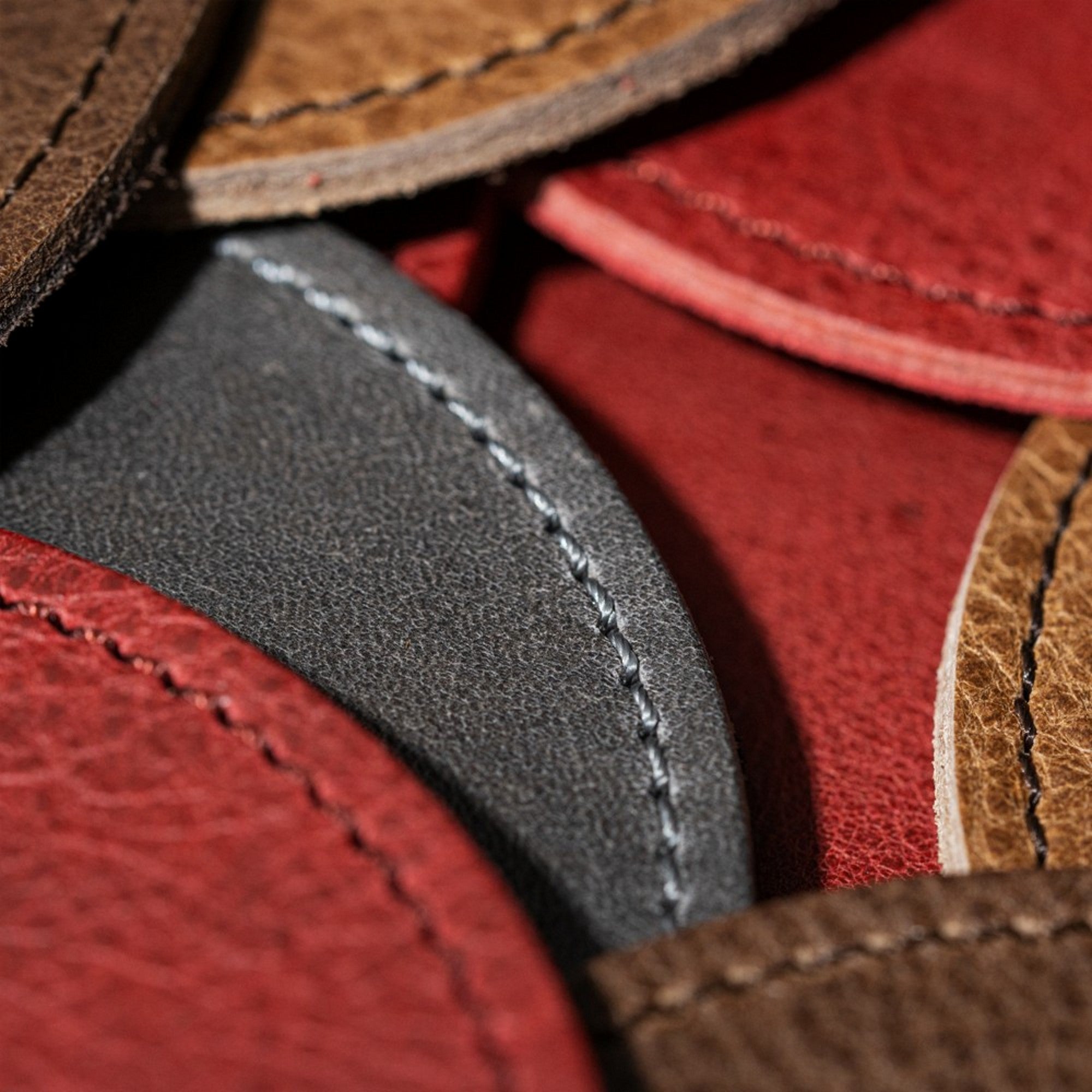 Round glass coasters leather (6 pcs.)