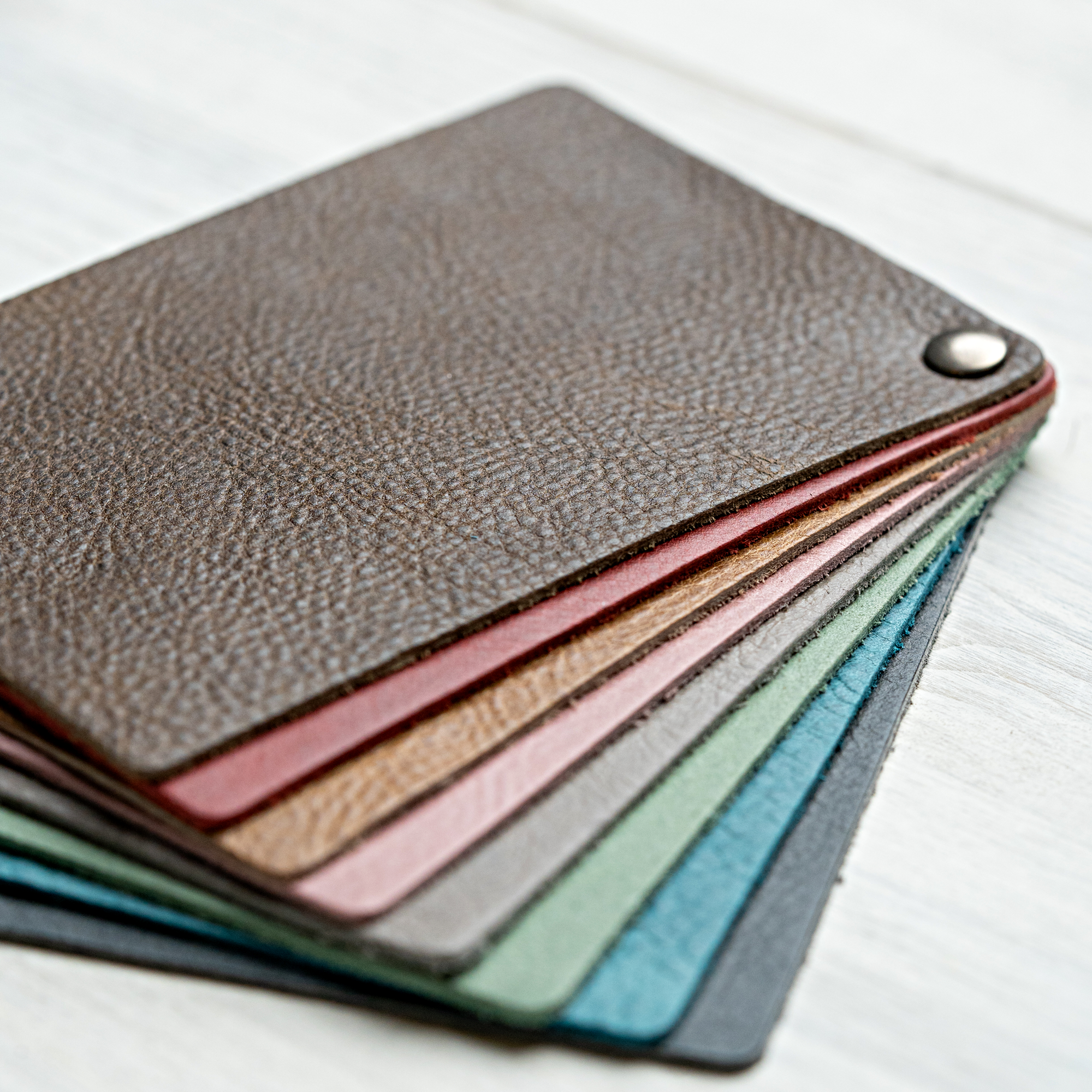 Color sample "Natural leather"