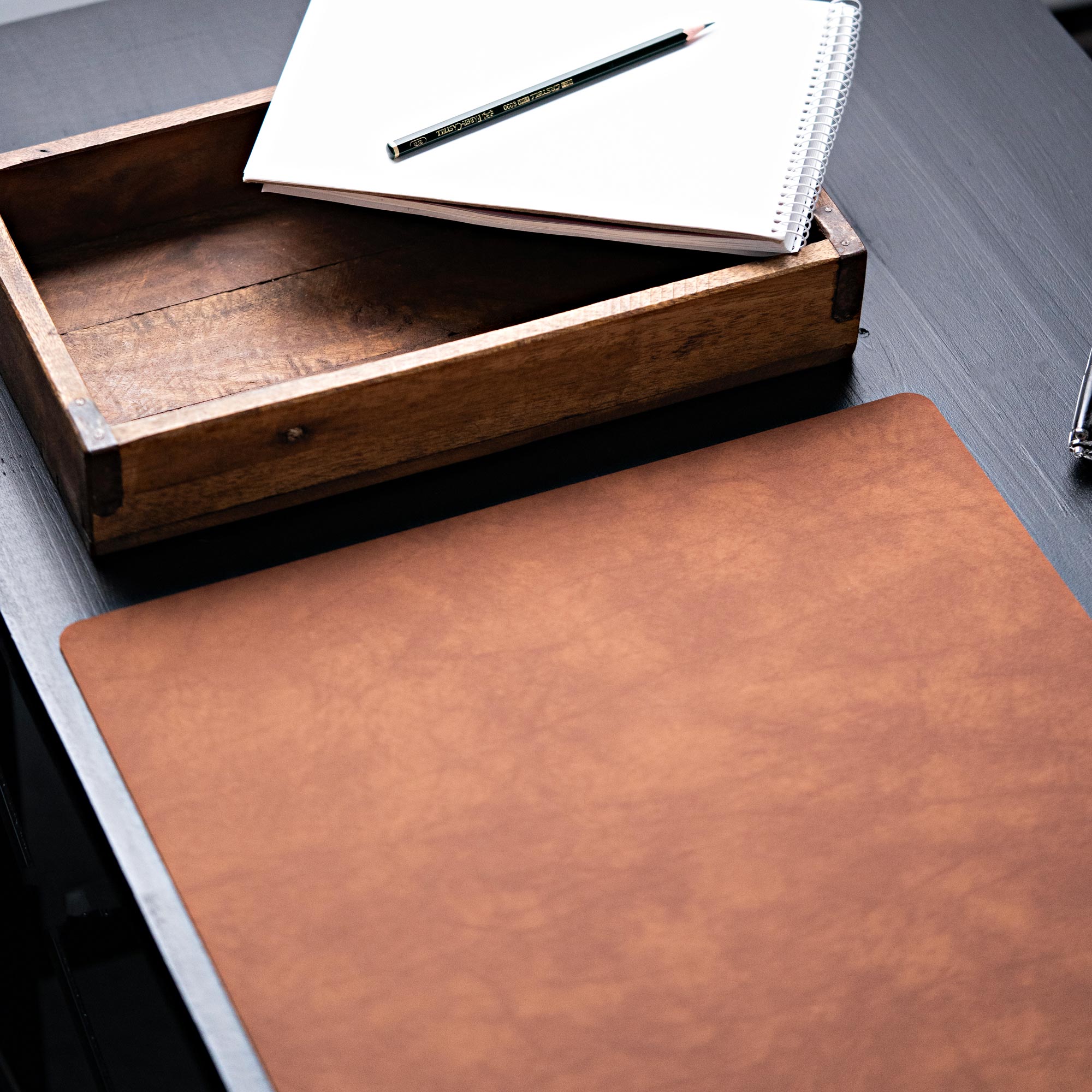 Desk pad made of recycled leather
