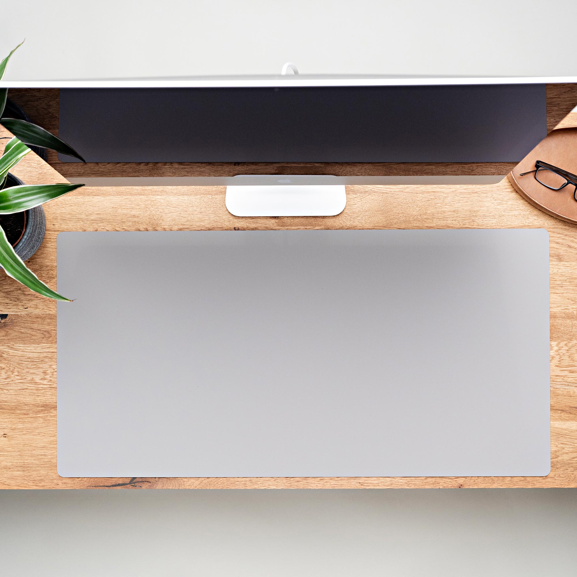 Desk pad made of recycled leather