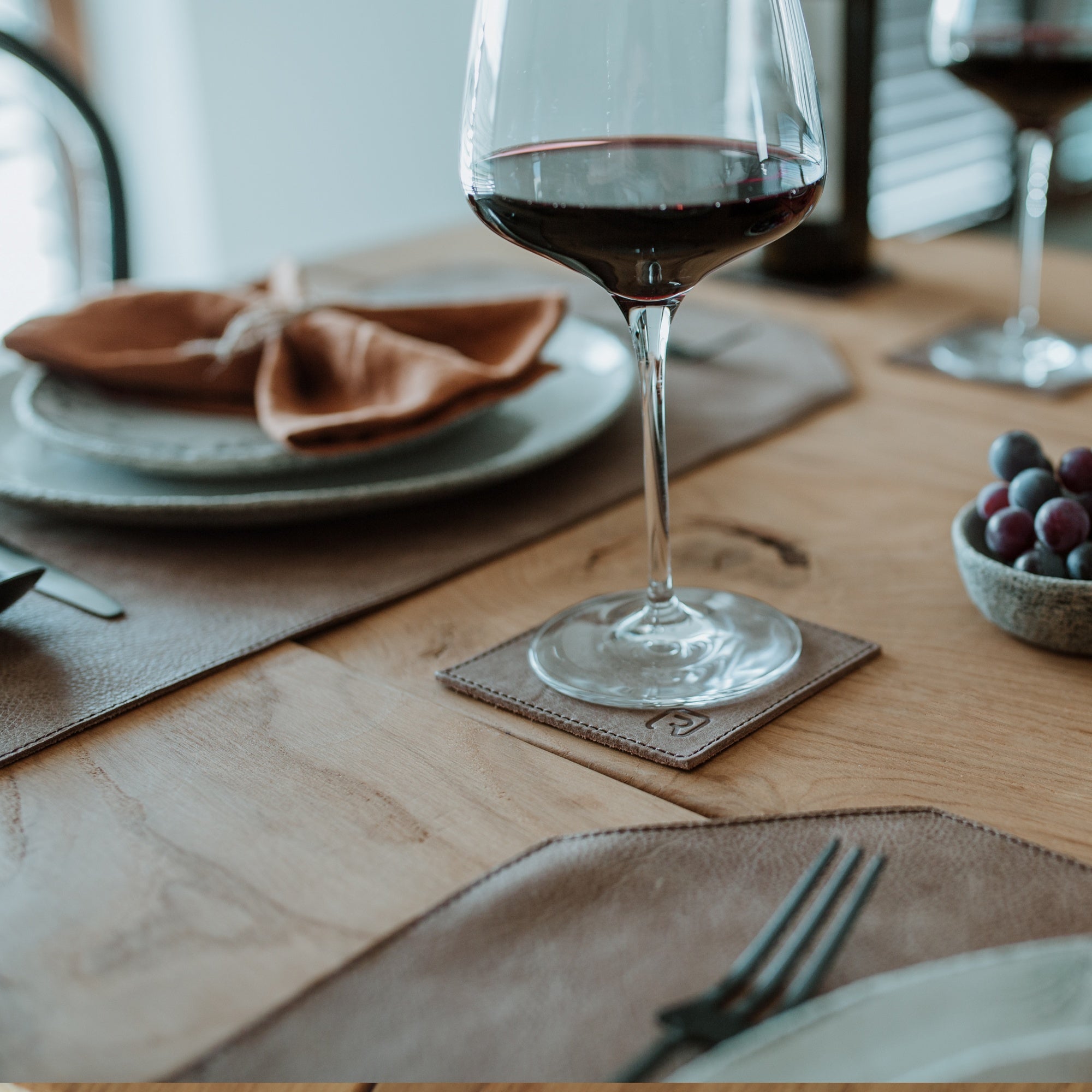 Genuine leather placemat "Design"