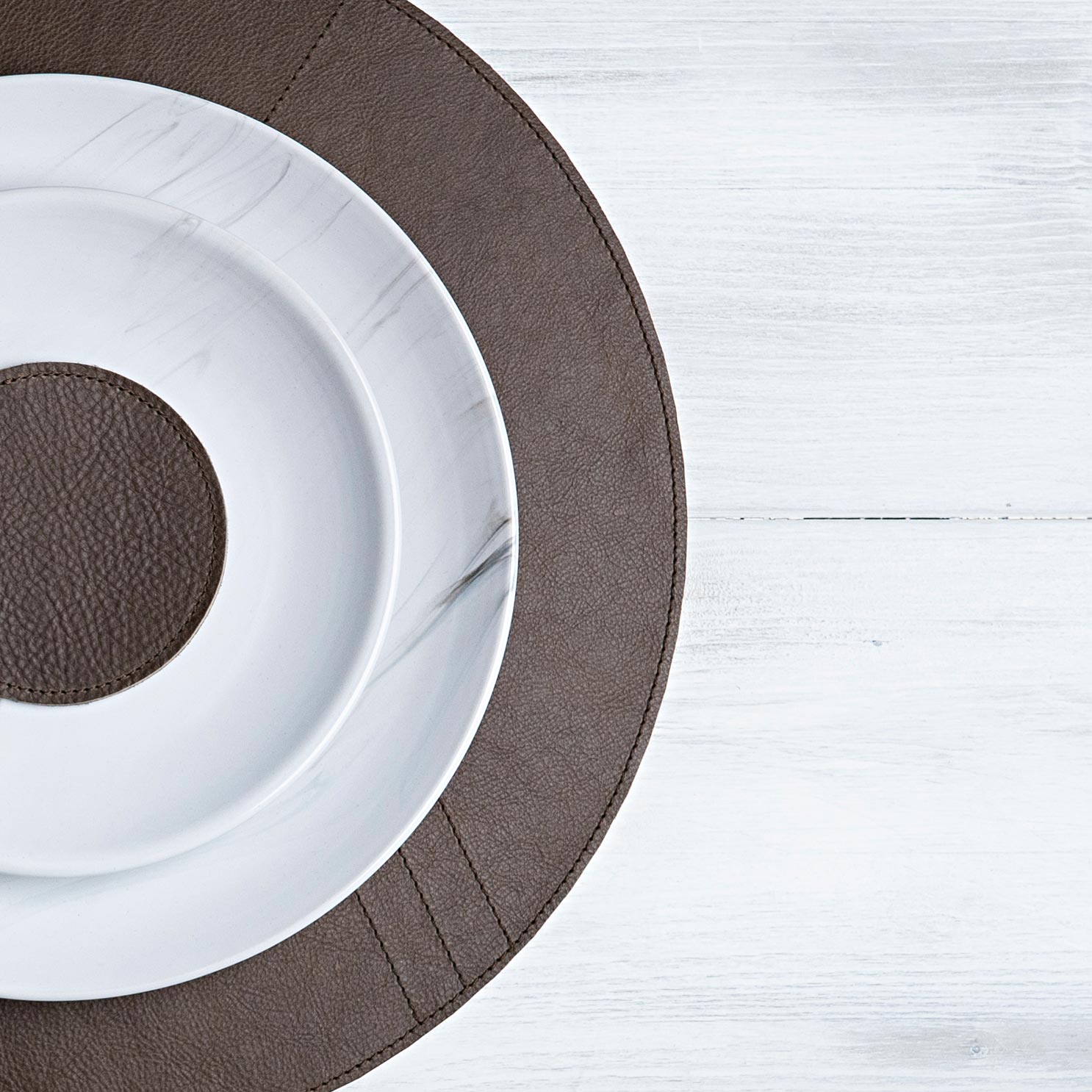 Genuine leather placemat "Round"