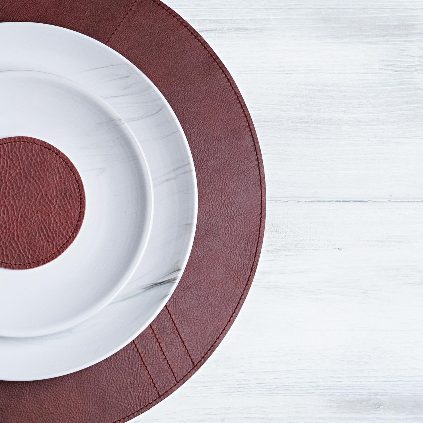 Genuine leather placemat "Round"
